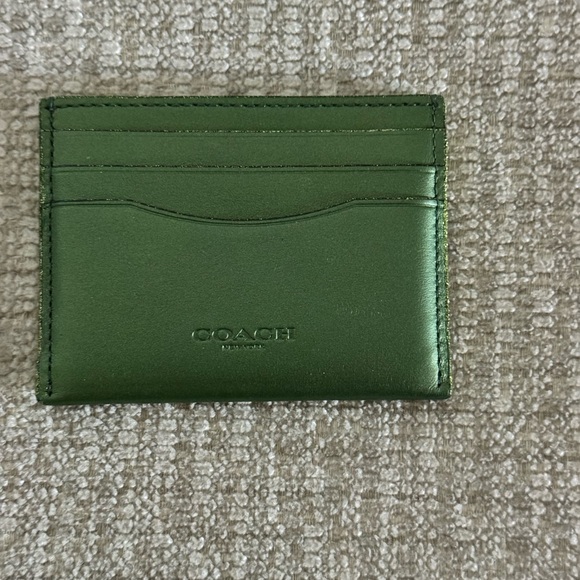 Coach Accessories - New Coach Green Card Holder